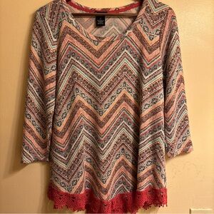 New Directions Multicolor Knit Top with Burnt Orange Accents. Medium. EUC